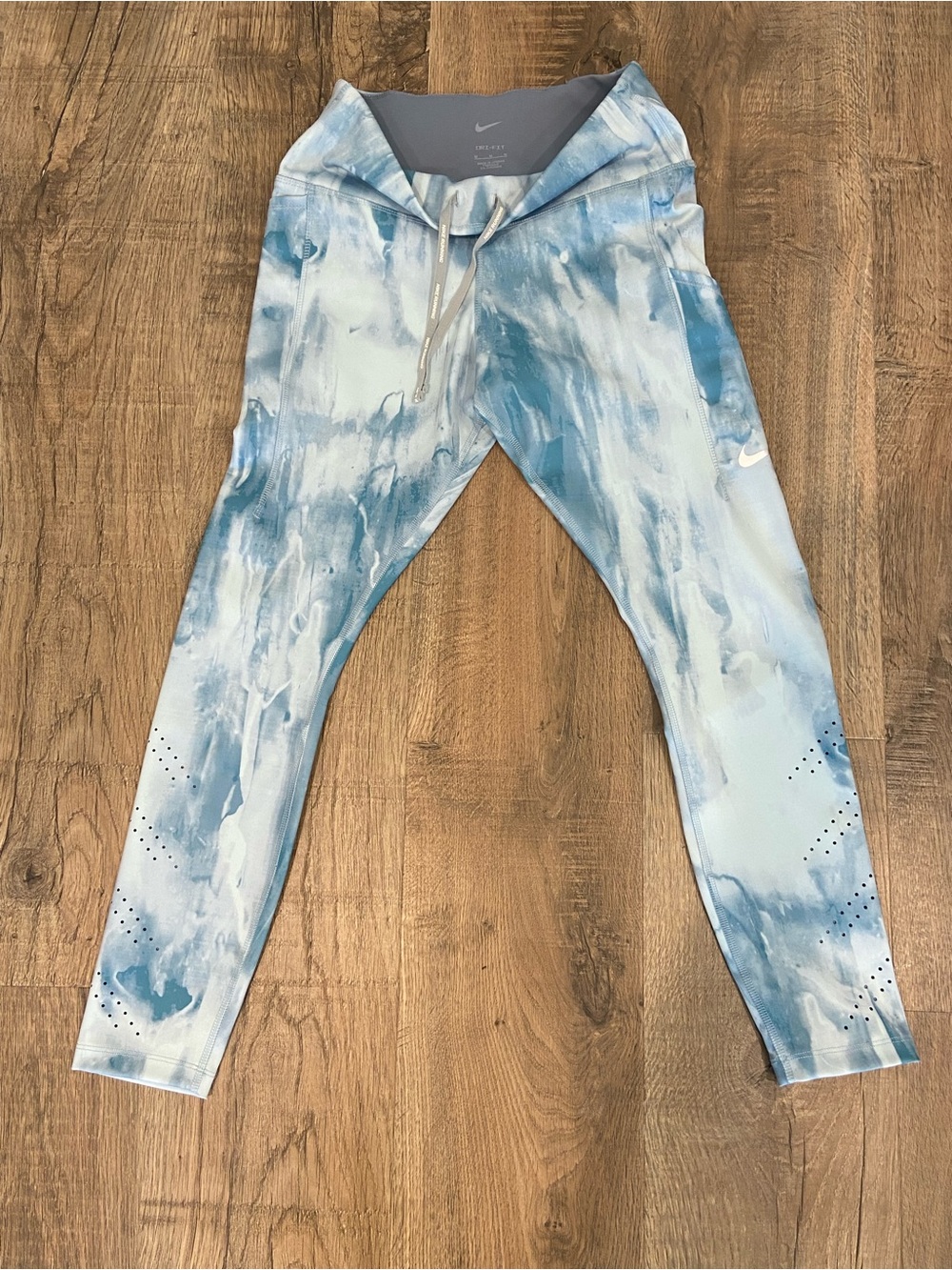 Nike Light Blue Tie-Dye womens' Performance Leggings Jogging Athletic
